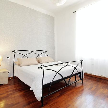 Le Case Di Italo - Viale Ippolito Nievo 21 Apartment Livorno Exterior foto