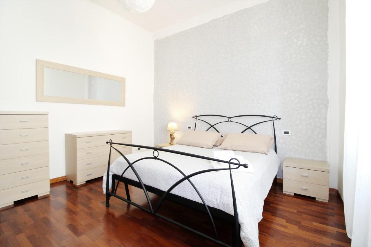 Le Case Di Italo - Viale Ippolito Nievo 21 Apartment Livorno Exterior foto